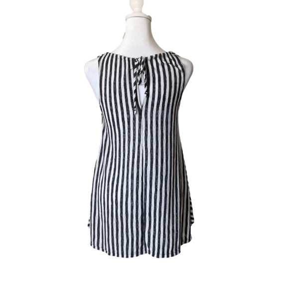 Coin 1804 Halter Top - Picture 10 of 14